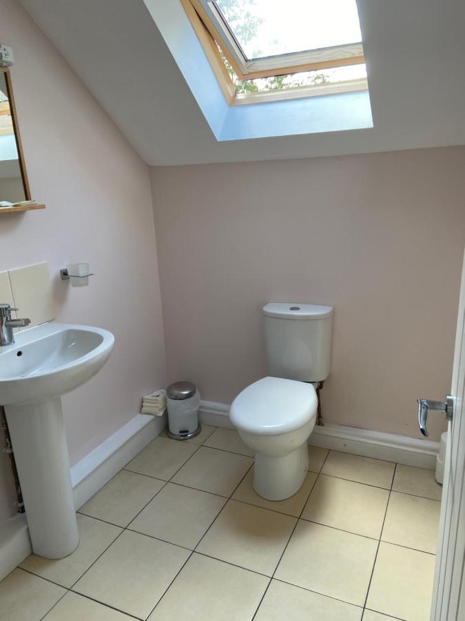 The Ashton Gate Mews Hotel บริสตอล ภายนอก รูปภาพ