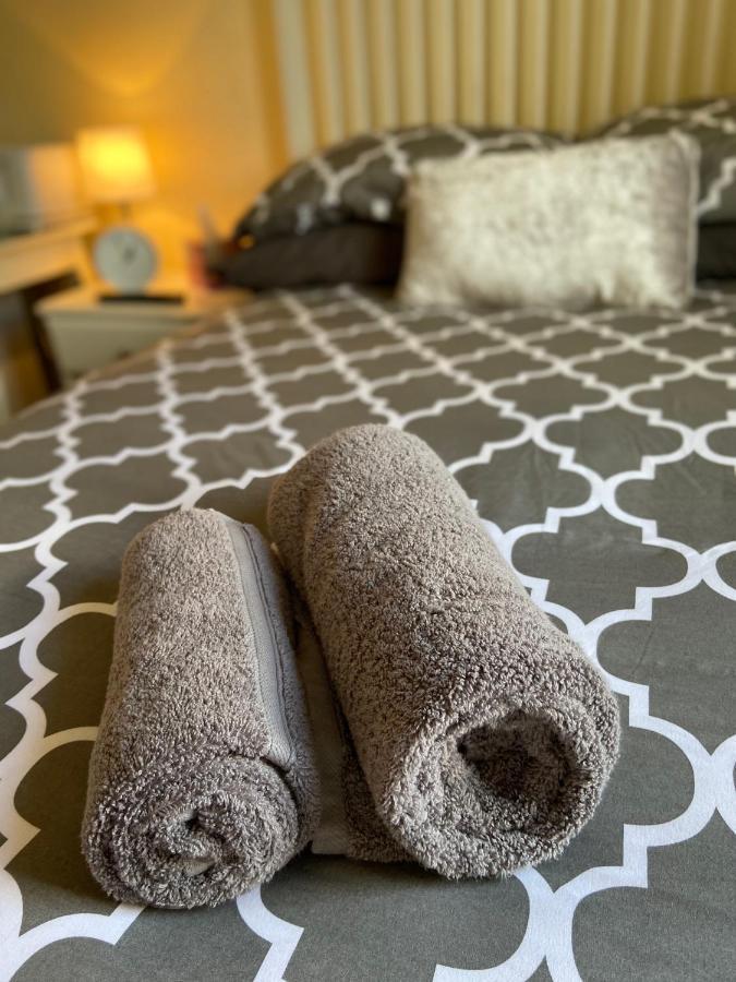 The Ashton Gate Mews Hotel บริสตอล ภายนอก รูปภาพ