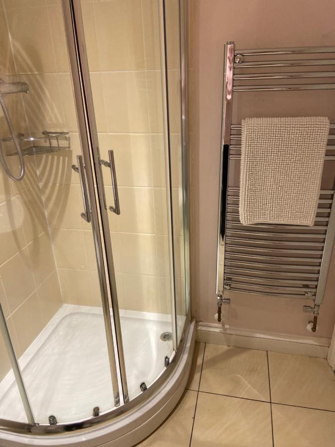 The Ashton Gate Mews Hotel บริสตอล ภายนอก รูปภาพ